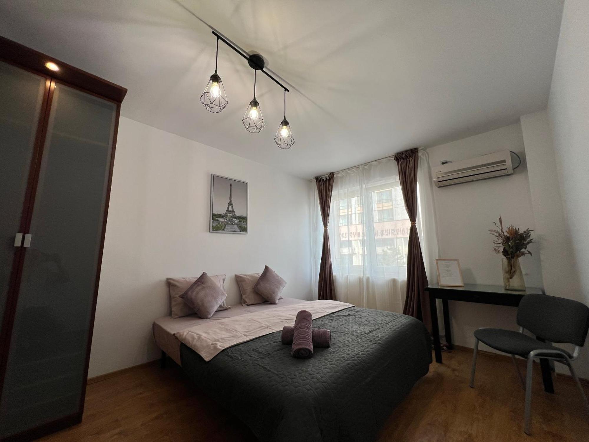 2 Rooms Apartment City Center Iasi Bagian luar foto