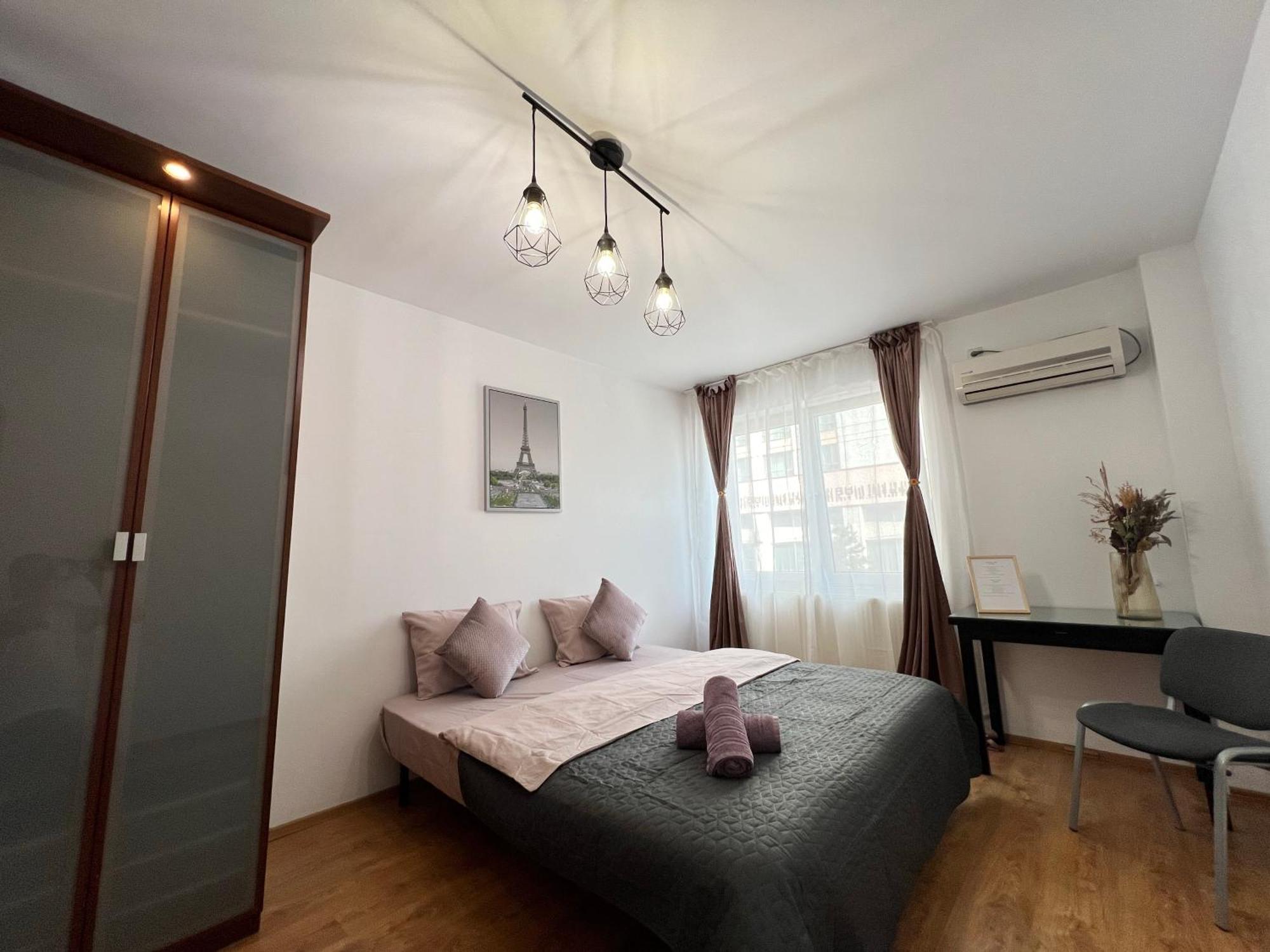 2 Rooms Apartment City Center Iasi Bagian luar foto