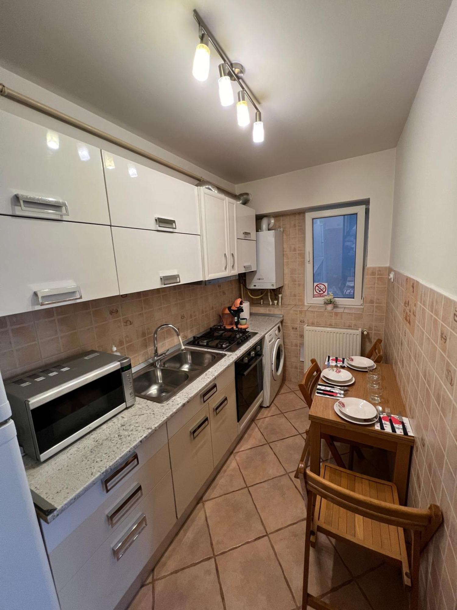 2 Rooms Apartment City Center Iasi Bagian luar foto