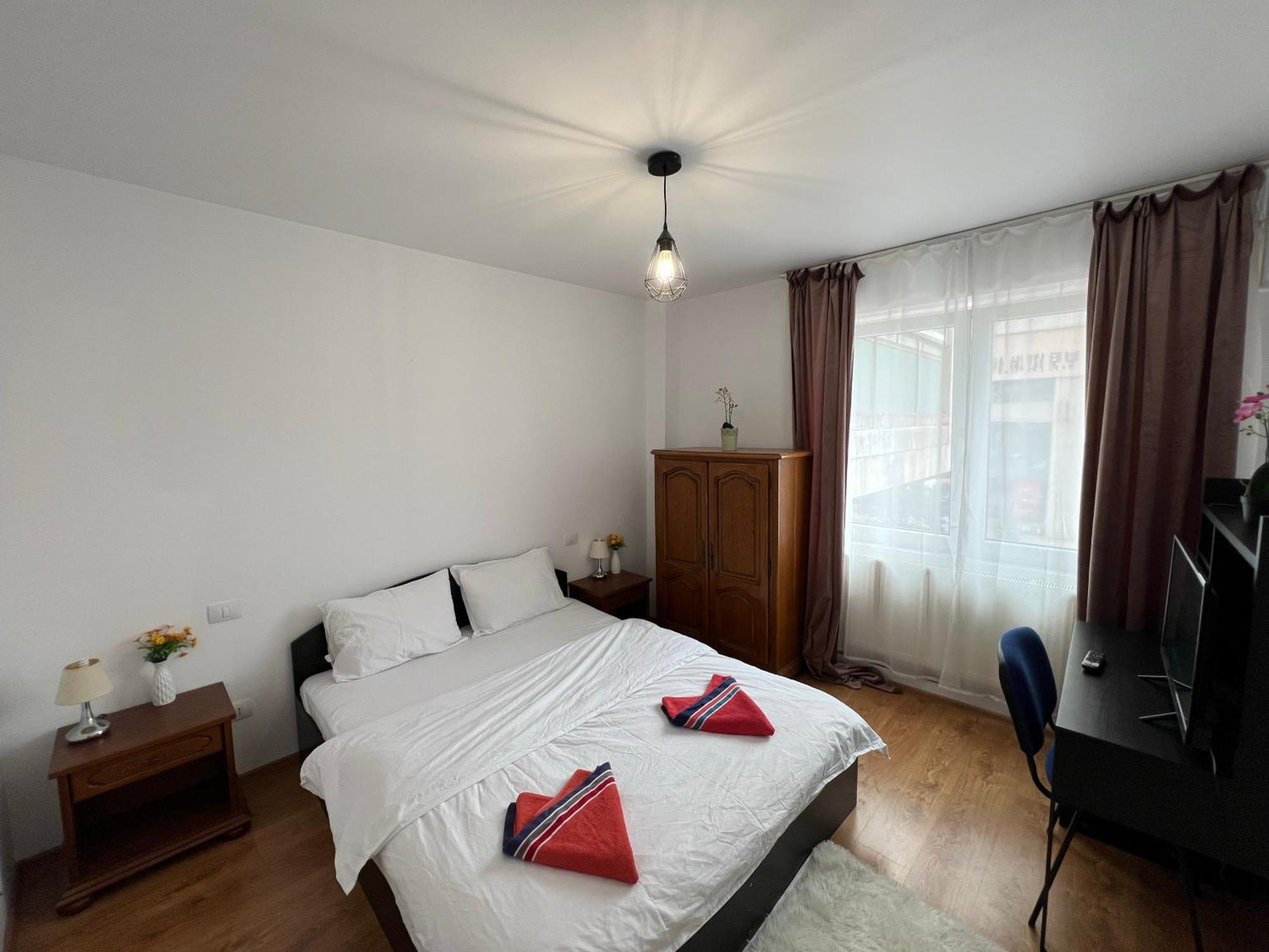 2 Rooms Apartment City Center Iasi Bagian luar foto